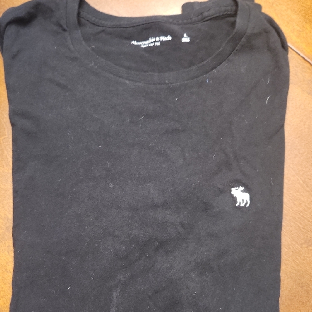 Abercrombie & Fitch Black T-Shirt